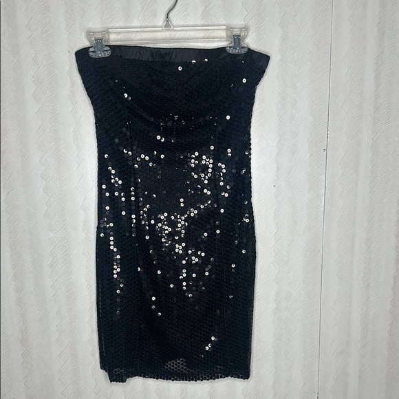 ❤️ AGGIE SEQUIN BANDEAU MINI DRESS Black Sequin dress medium - Picture 2 of 6